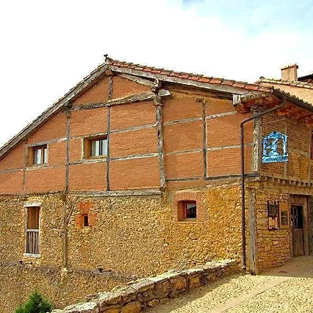 La Casa Del Cura De Han/Misafirhane Calatañazor
