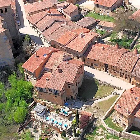 La Casa Del Cura De Han/Misafirhane Calatañazor