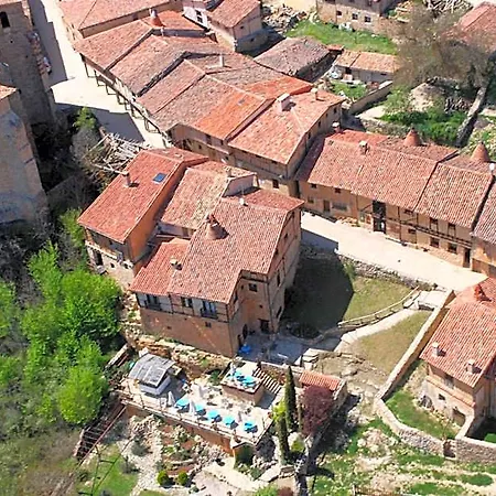 La Casa Del Cura De Han/Misafirhane Calatañazor